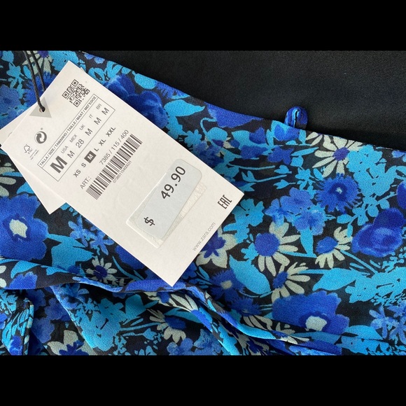 Zara mini ruffle blue floral dress TAGS ON - Picture 2 of 4